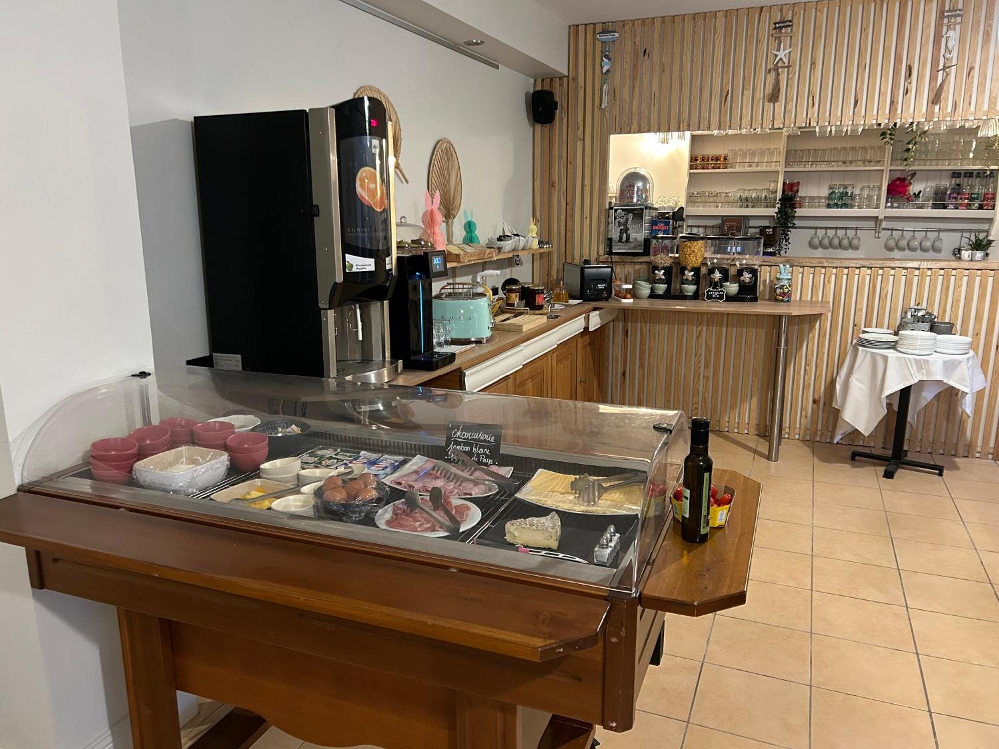 Logis Hotel De La Clape Narbonne-Plage Ngoại thất bức ảnh